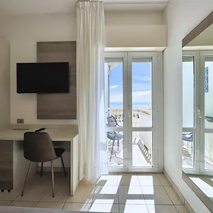 3* Szálloda Lux